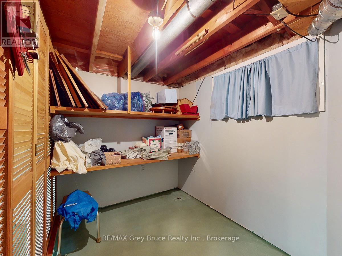 817 11th Street W, Owen Sound, Ontario N4K 3T4 - Photo 35 - X12984570