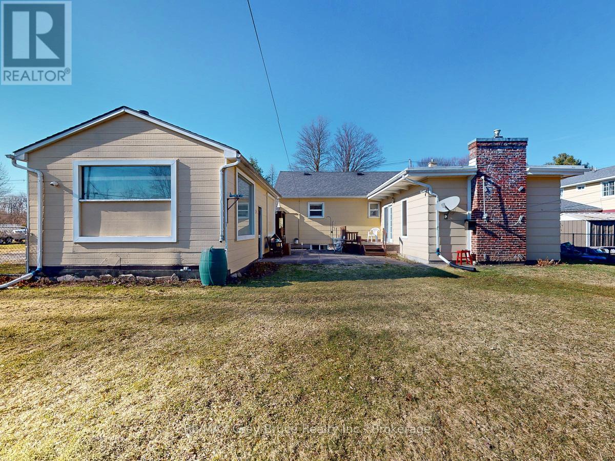 817 11th Street W, Owen Sound, Ontario N4K 3T4 - Photo 41 - X12984570