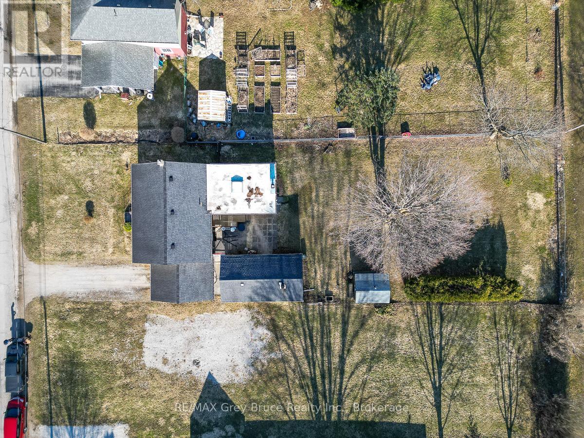 817 11th Street W, Owen Sound, Ontario N4K 3T4 - Photo 48 - X12984570