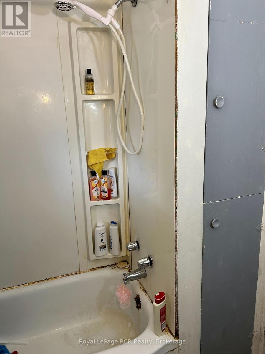 307 Prince (Lane) Street, Brockton, Ontario  N0G 2V0 - Photo 26 - X12984632