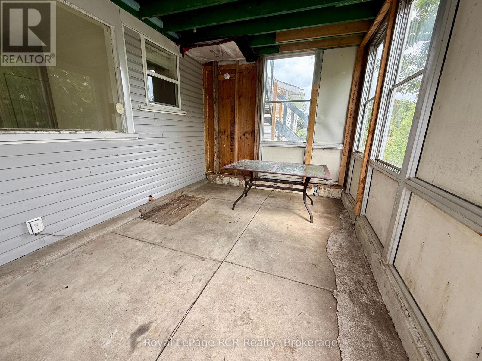 307 Prince (Lane) Street, Brockton, Ontario  N0G 2V0 - Photo 38 - X12984632