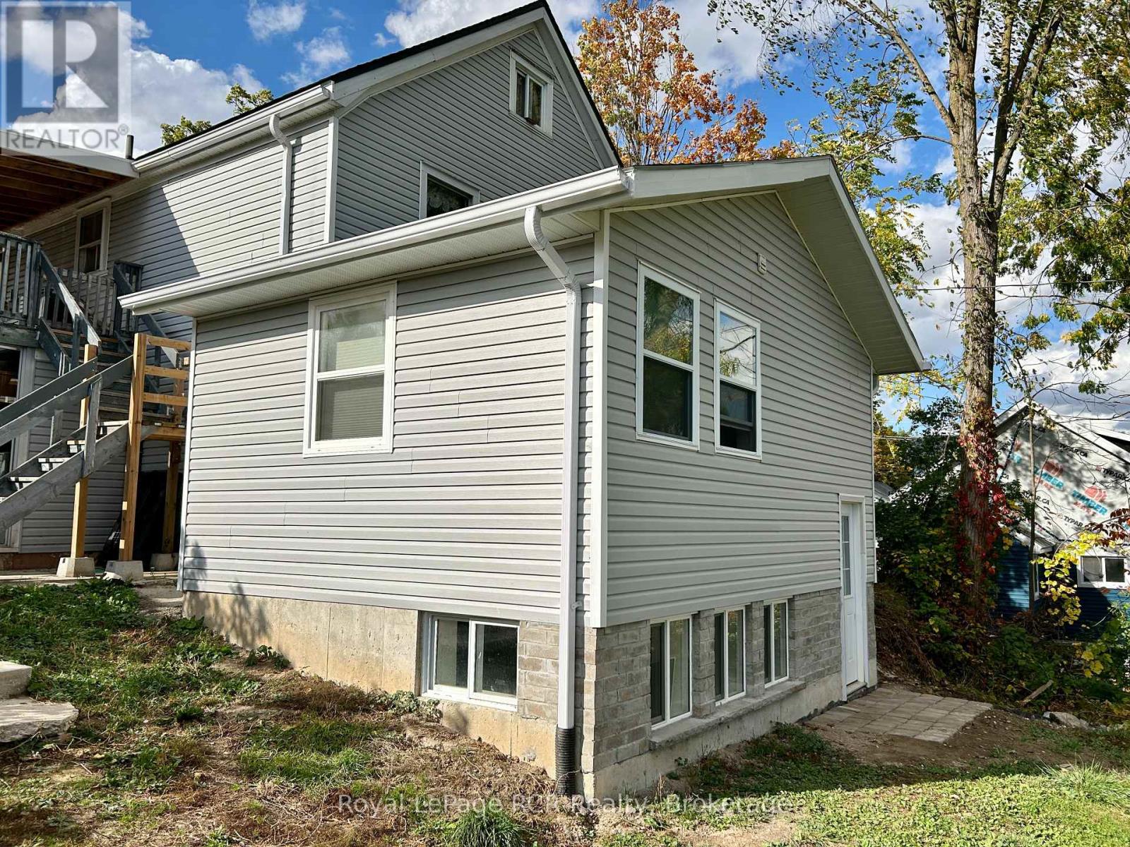 307 Prince (Lane) Street, Brockton, Ontario  N0G 2V0 - Photo 4 - X12984632