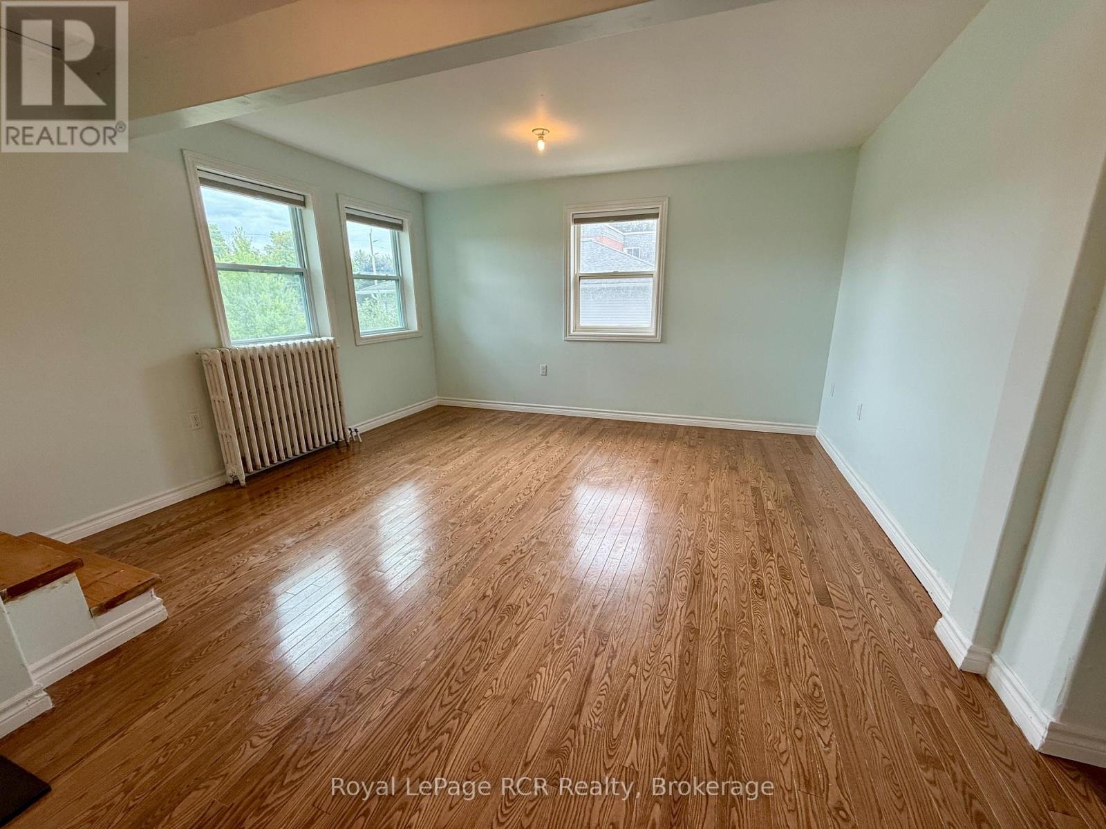 307 Prince (Lane) Street, Brockton, Ontario  N0G 2V0 - Photo 9 - X12984632