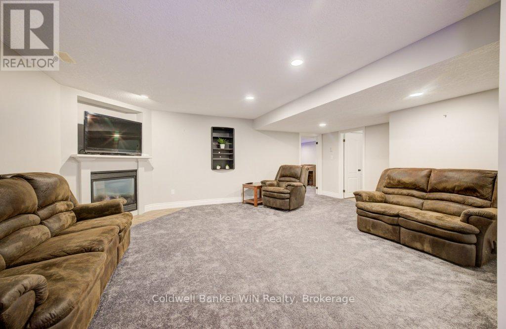 300 Durham Street W, Wellington North, Ontario  N0G 2L1 - Photo 28 - X12984644