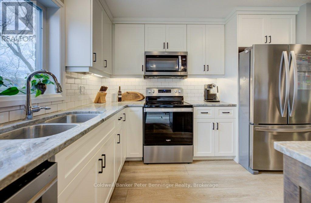 126 Second Street, Brockton, Ontario  N0G 2V0 - Photo 13 - X12984656