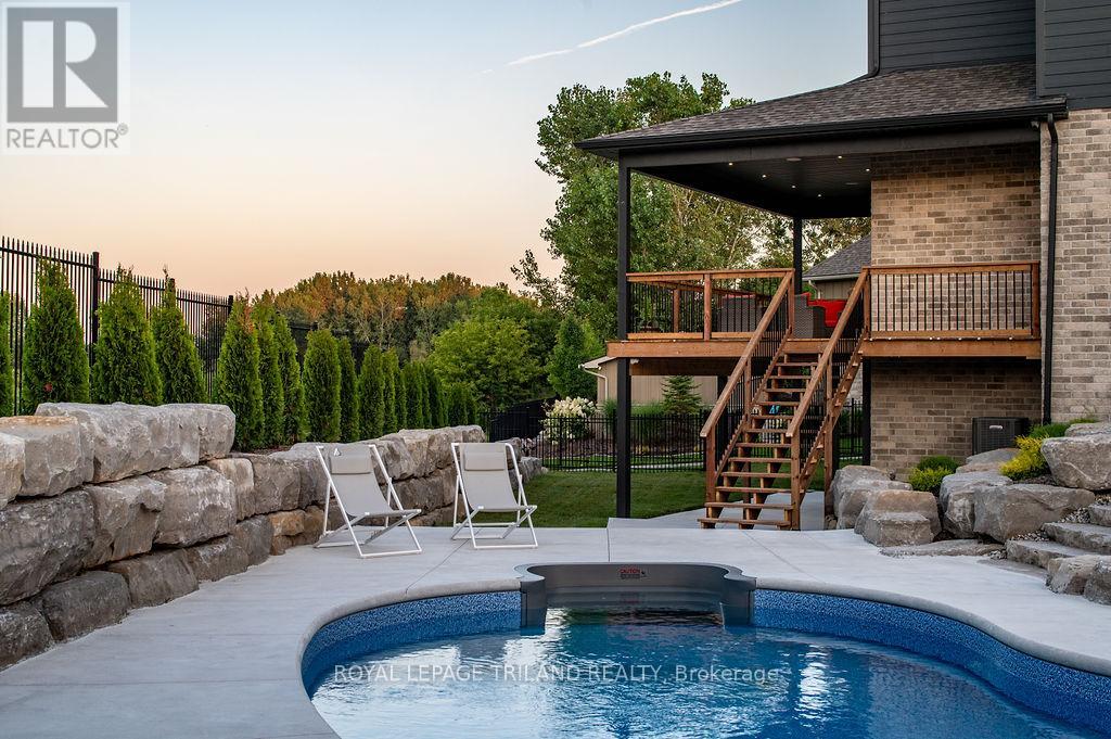 202 - 9861 Glendon Drive, Middlesex Centre, Ontario  N0L 1R0 - Photo 33 - X12984660