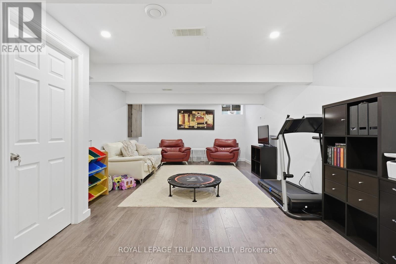 849 Silverfox Crescent, London North, Ontario  N6G 0N6 - Photo 31 - X12984672