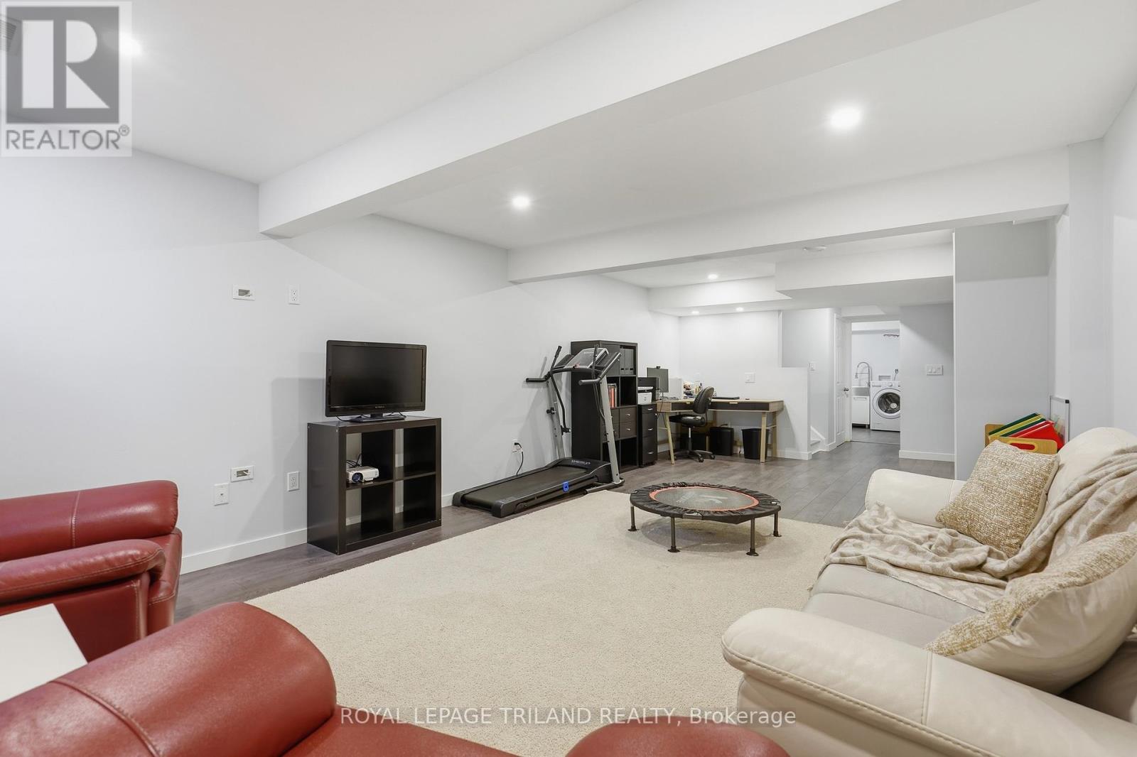 849 Silverfox Crescent, London North, Ontario  N6G 0N6 - Photo 33 - X12984672