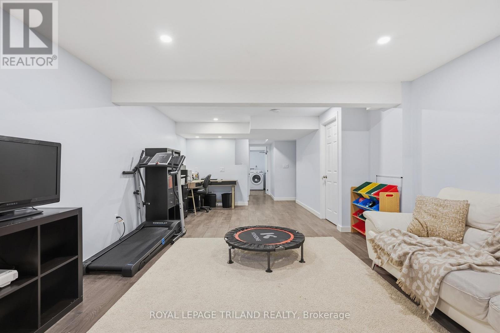 849 Silverfox Crescent, London North, Ontario  N6G 0N6 - Photo 34 - X12984672