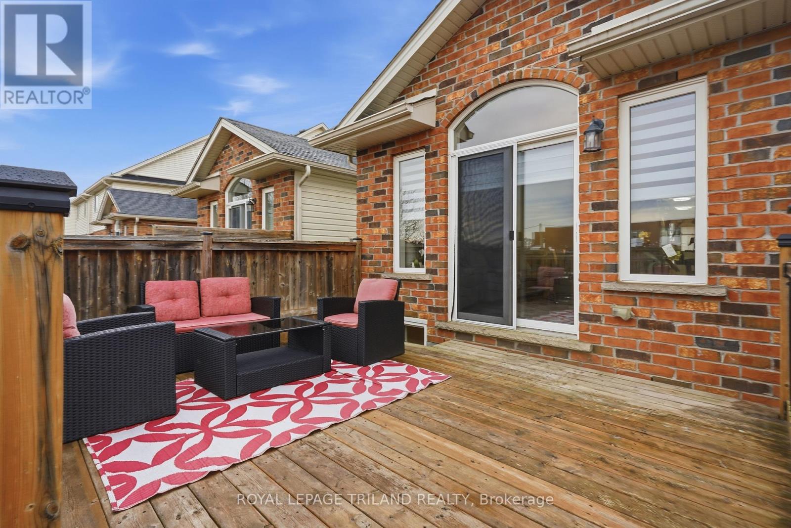 849 Silverfox Crescent, London North, Ontario  N6G 0N6 - Photo 39 - X12984672