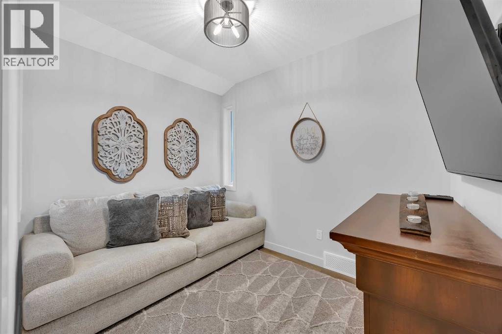 13 Emerson Crescent, Okotoks, Alberta  T1S 5W5 - Photo 18 - A2297302