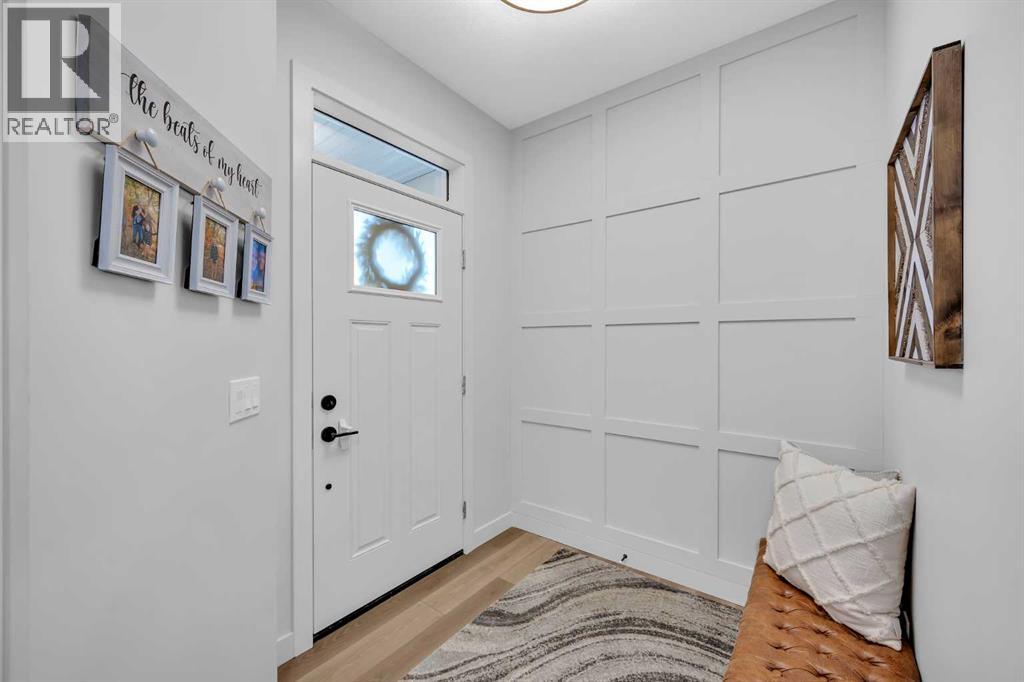 13 Emerson Crescent, Okotoks, Alberta  T1S 5W5 - Photo 3 - A2297302