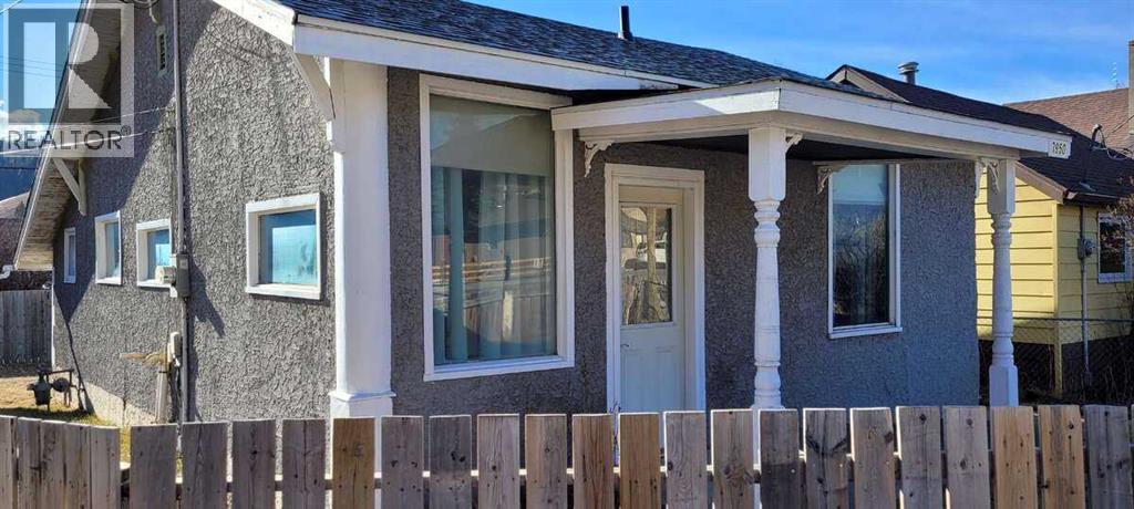 7950 17th Avenue, Coleman, Alberta  T0K 0M0 - Photo 4 - A2299946