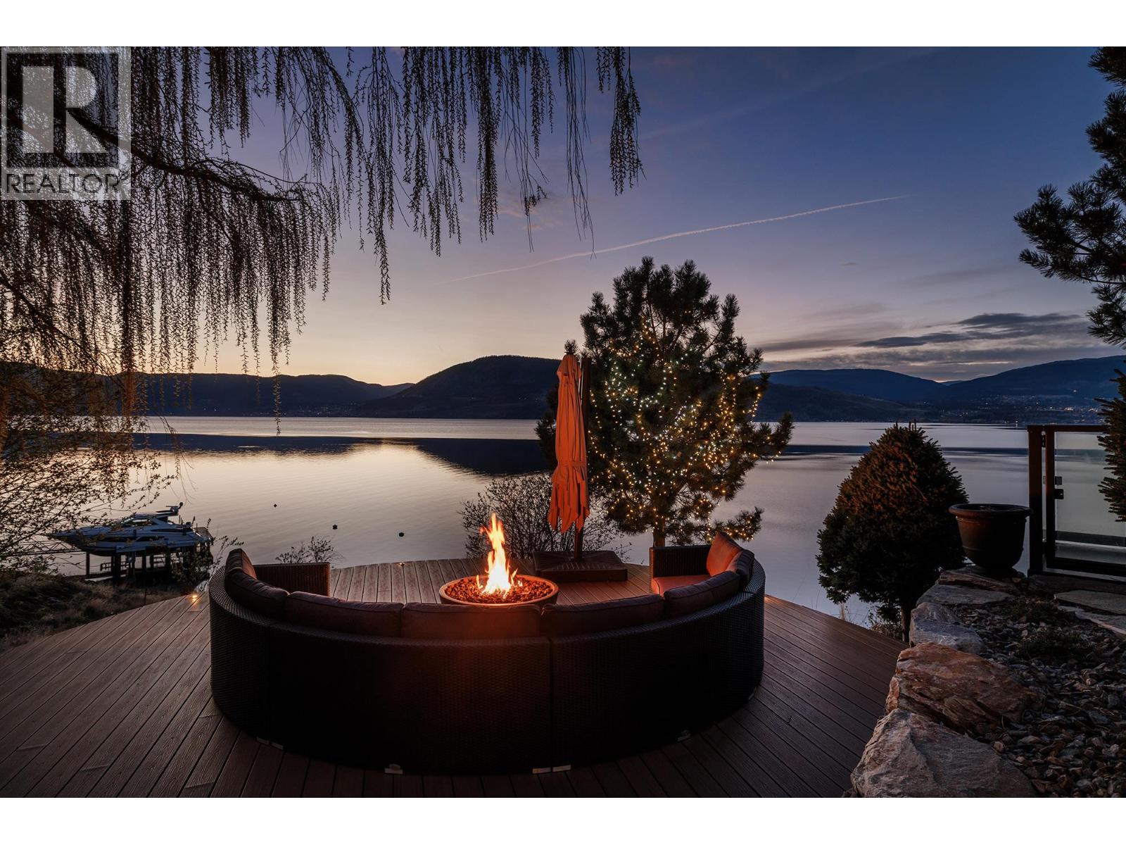 6850 Lakeshore Road, Kelowna, British Columbia  V1W 4J5 - Photo 2 - 10382735