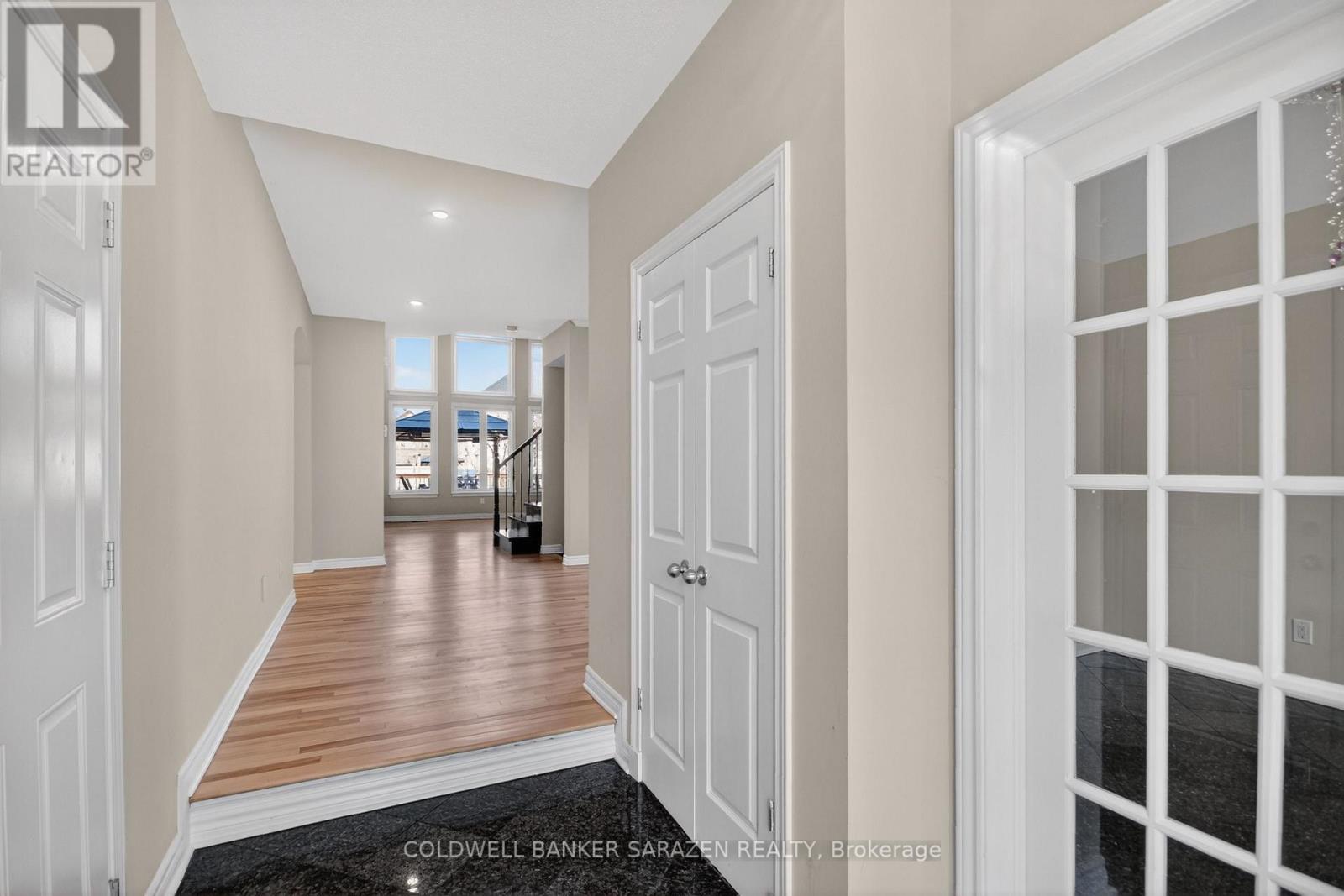 147 August Lily Crescent, Ottawa, Ontario  K1V 2E3 - Photo 5 - X12984480