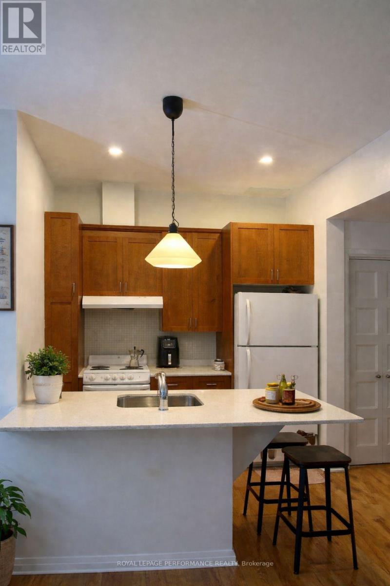 4 - 739 Principale Street, Casselman, Ontario  K0A 1M0 - Photo 2 - X12984558