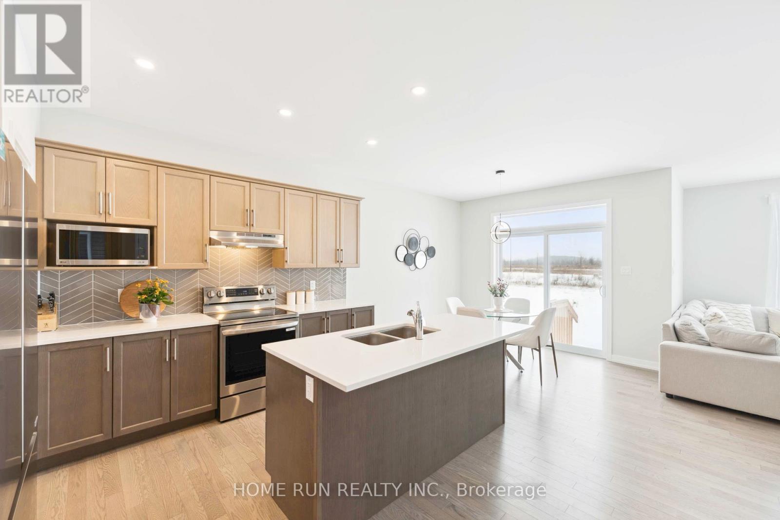 1987 Acoustic Way, Ottawa, Ontario  K4M 0L6 - Photo 3 - X12984692