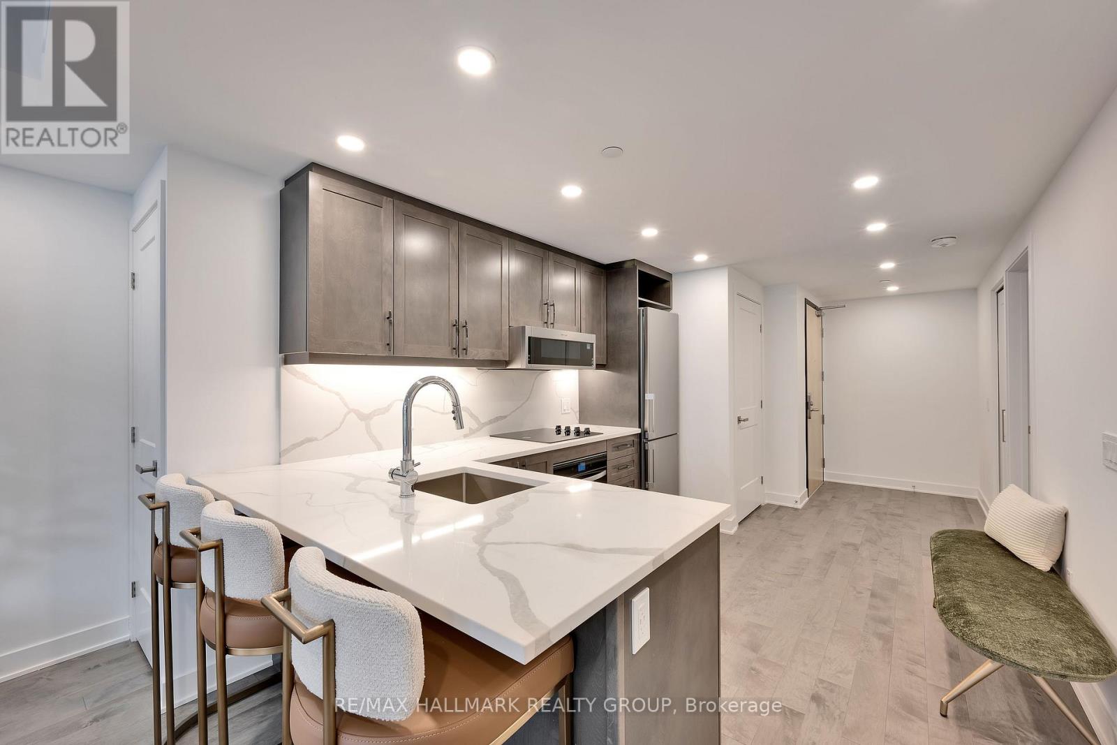 701 - 340 Queen Street, Ottawa, Ontario  K1R 0G1 - Photo 8 - X12984768