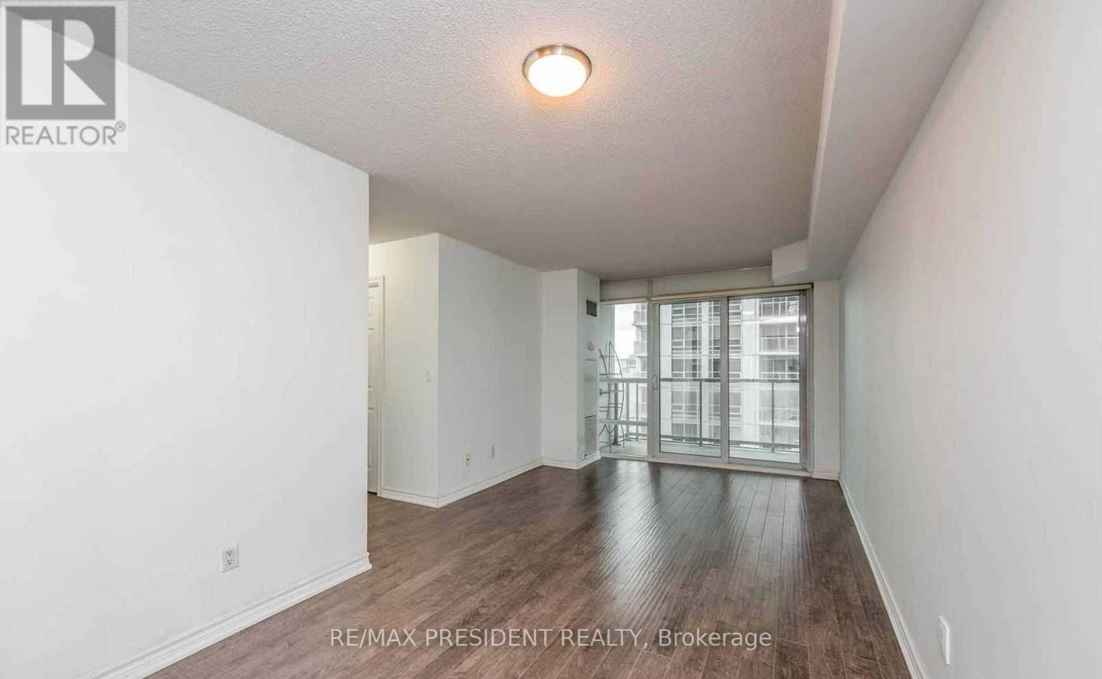 2213 - 761 Bay Street, Toronto, Ontario  M5G 2R2 - Photo 19 - C12948080