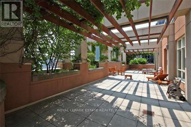 1207 - 100 Hayden Street, Toronto, Ontario  M4Y 3C7 - Photo 4 - C12905220