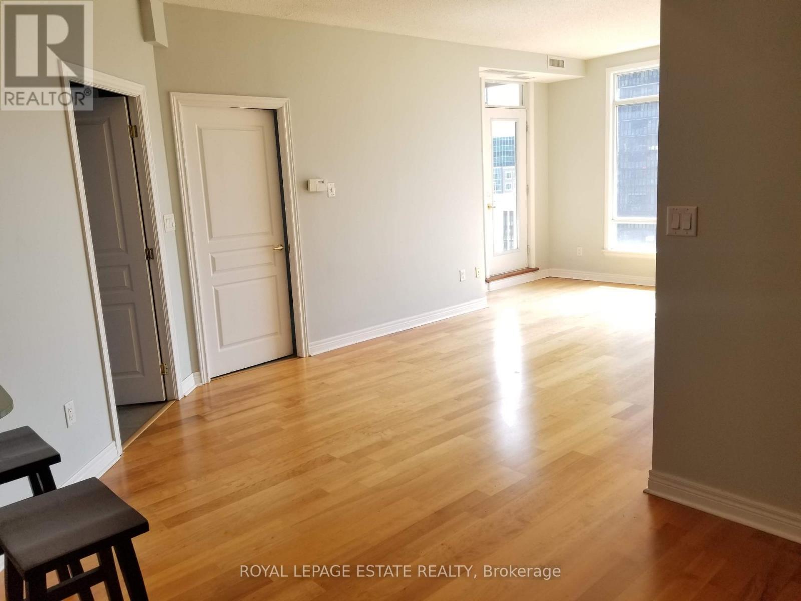 1207 - 100 Hayden Street, Toronto, Ontario  M4Y 3C7 - Photo 6 - C12905220