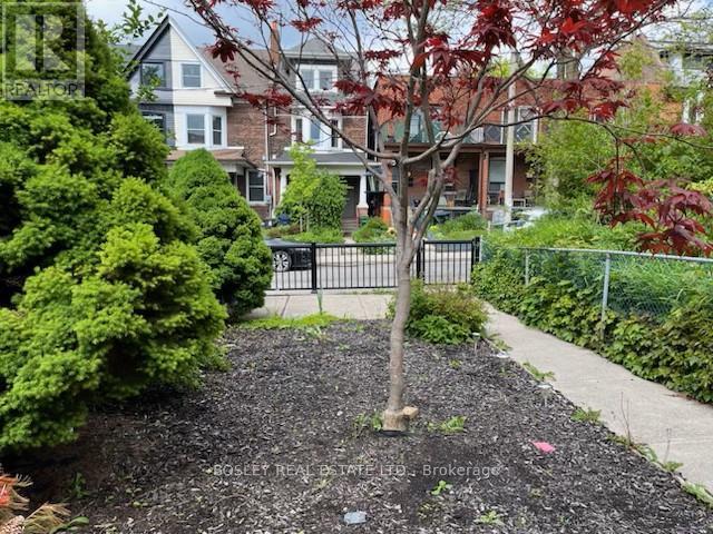 Lower - 519 Crawford Street, Toronto (Palmerston-Little Italy), Ontario  M6G 3J9 - Photo 15 - C12984524