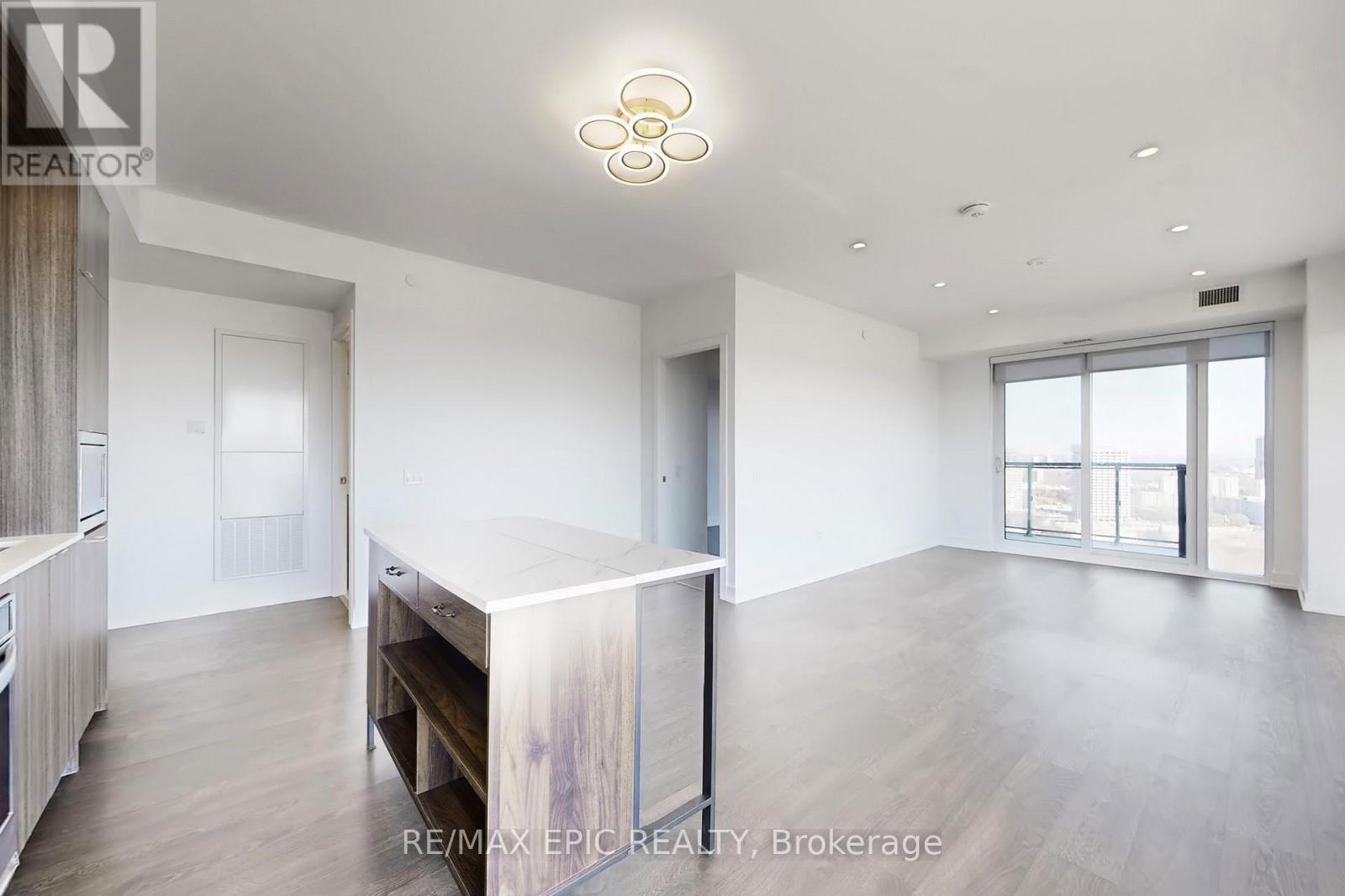 2809 - 30 Inn On The Park Drive, Toronto, Ontario  M3C 0P7 - Photo 8 - C12984620