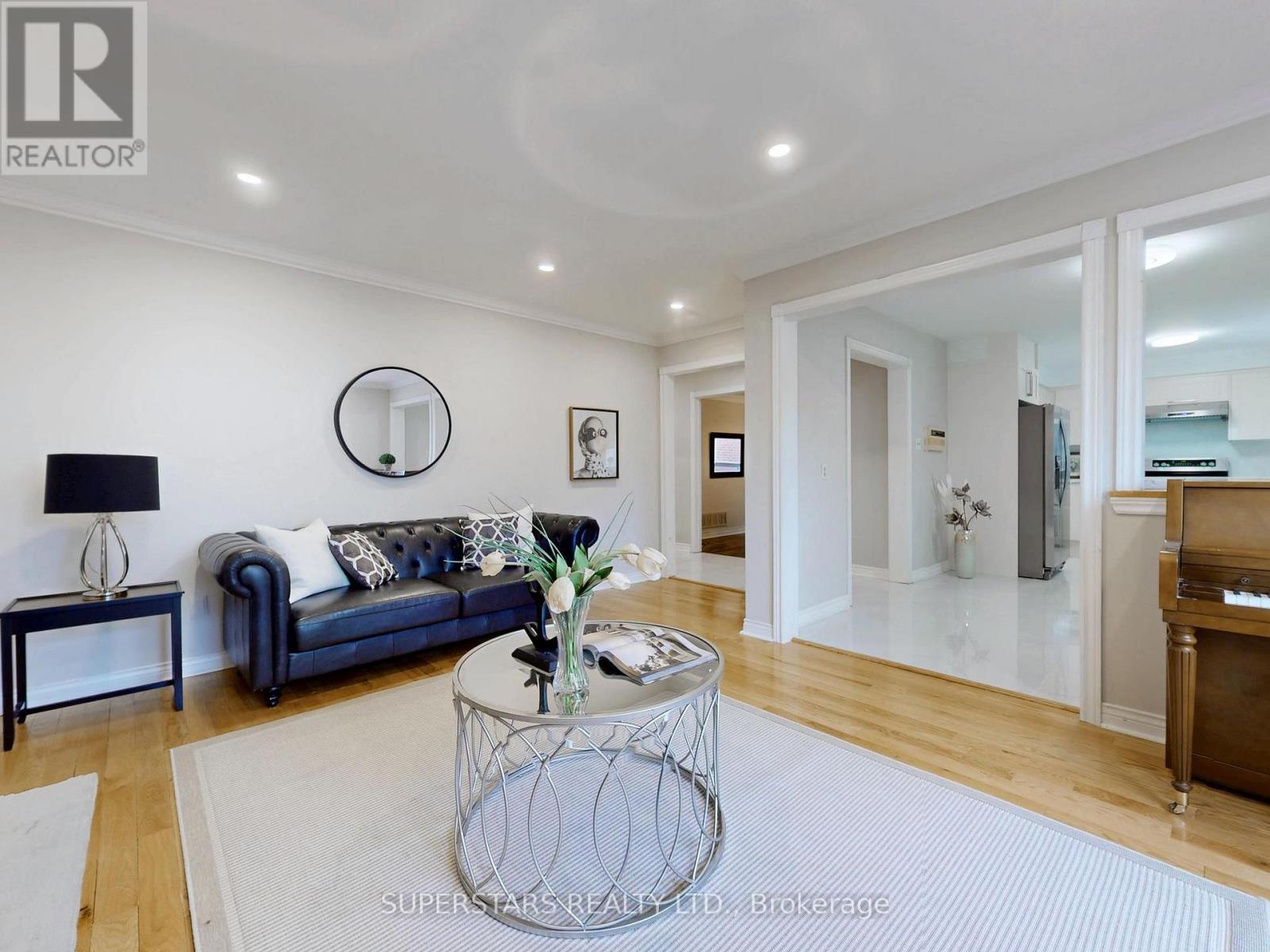 5 Jardin Hill Court, Toronto, Ontario  M2H 3R8 - Photo 11 - C12984686