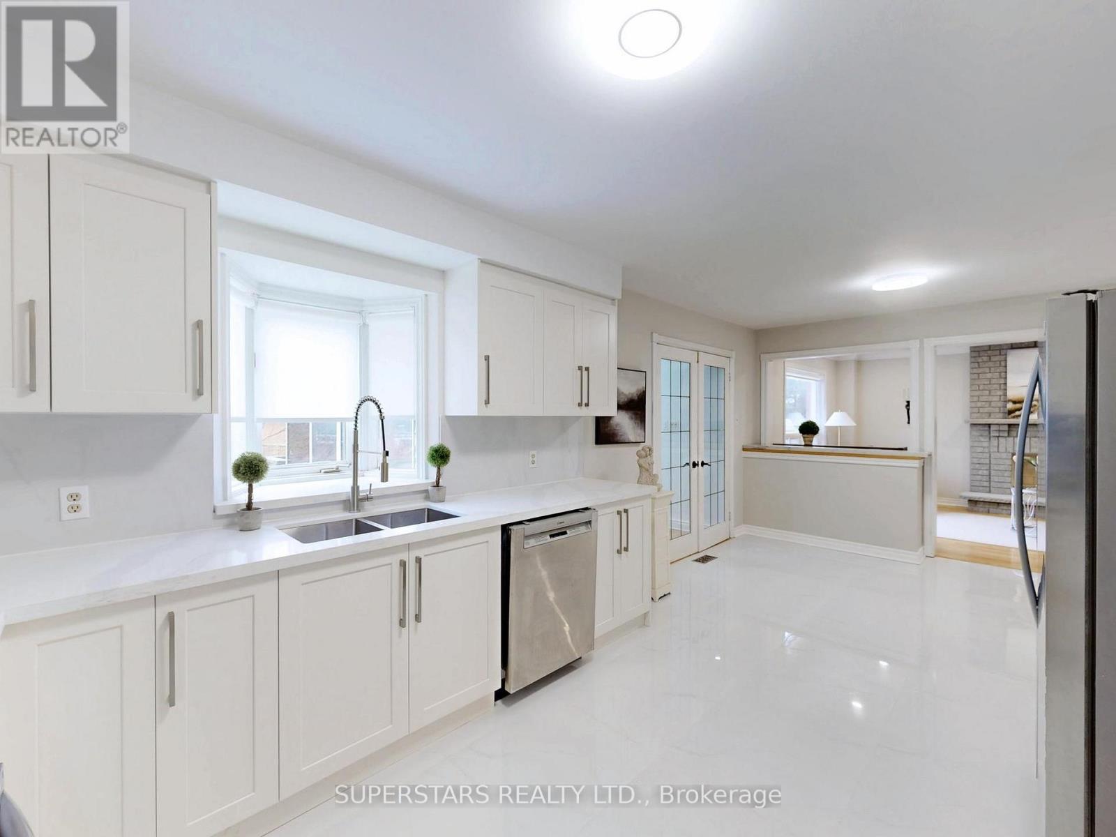 5 Jardin Hill Court, Toronto, Ontario  M2H 3R8 - Photo 15 - C12984686