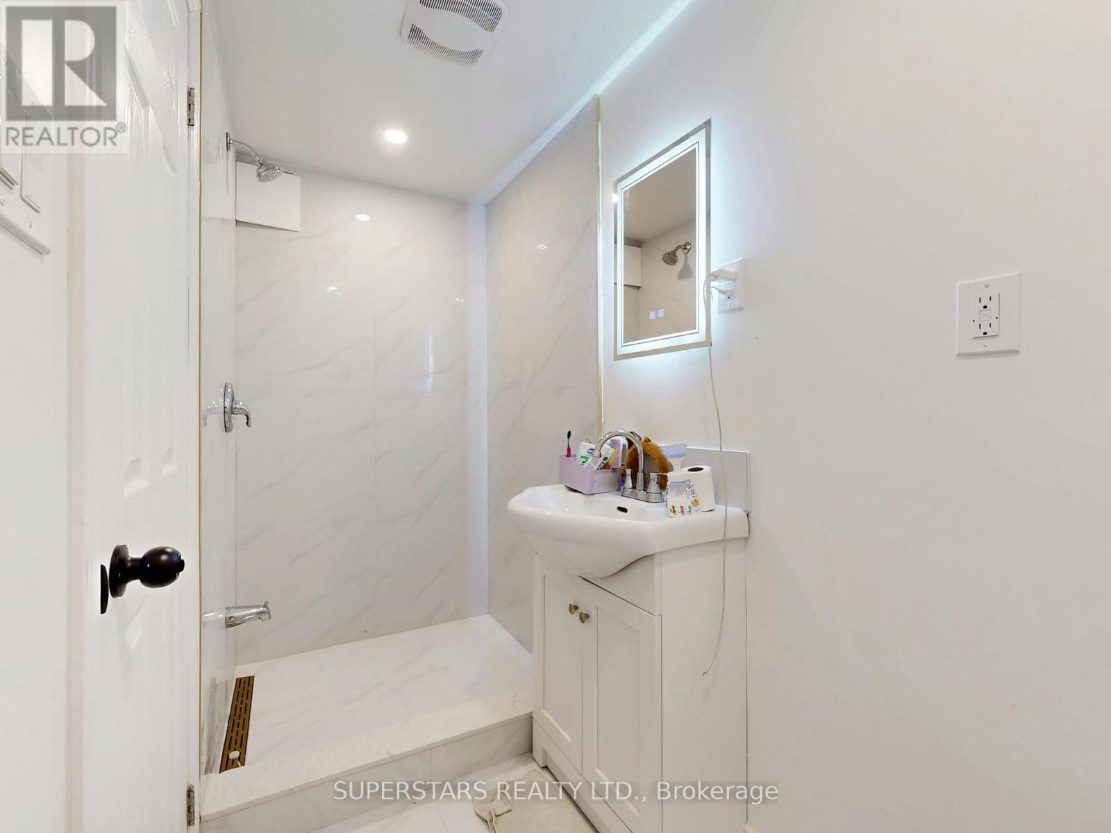 5 Jardin Hill Court, Toronto, Ontario  M2H 3R8 - Photo 43 - C12984686