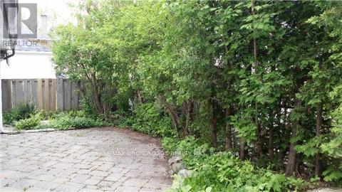 234 Sussex Avenue, Richmond Hill, Ontario L4C 2G4 - Photo 24 - N12935104