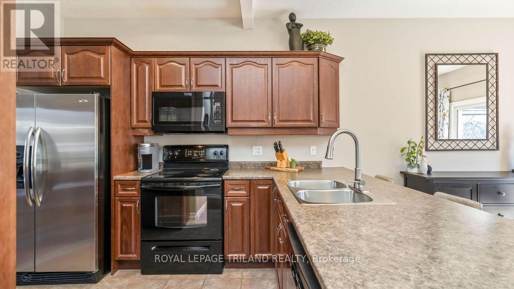 10 Prespa Court, St. Thomas, Ontario  N5R 0A8 - Photo 9 - X12977540