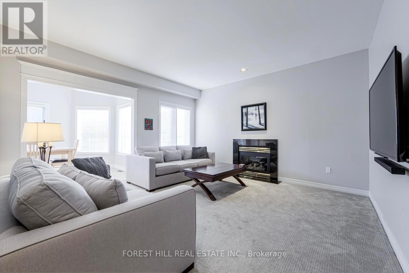 45 Cedar Springs Drive, Richmond Hill, Ontario  L4S 2B1 - Photo 10 - N12982564