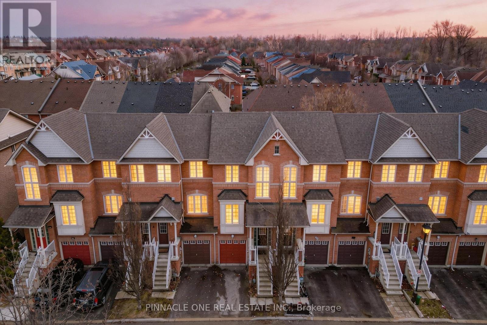 80 Wilkie Lane, Ajax, Ontario  L1S 7S7 - Photo 2 - E12984704