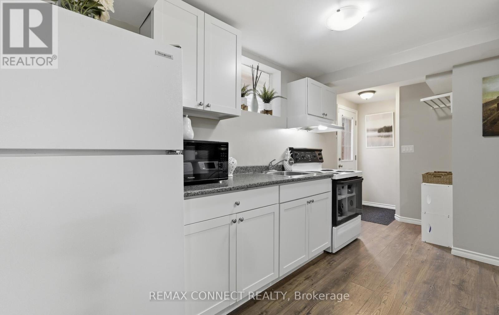 2361 Southcott Road, Pickering, Ontario  L1X 2T3 - Photo 33 - E12984720