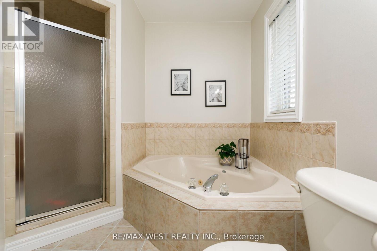 2240 Osprey Lane, Oakville, Ontario  L6M 3Z8 - Photo 38 - W12924176