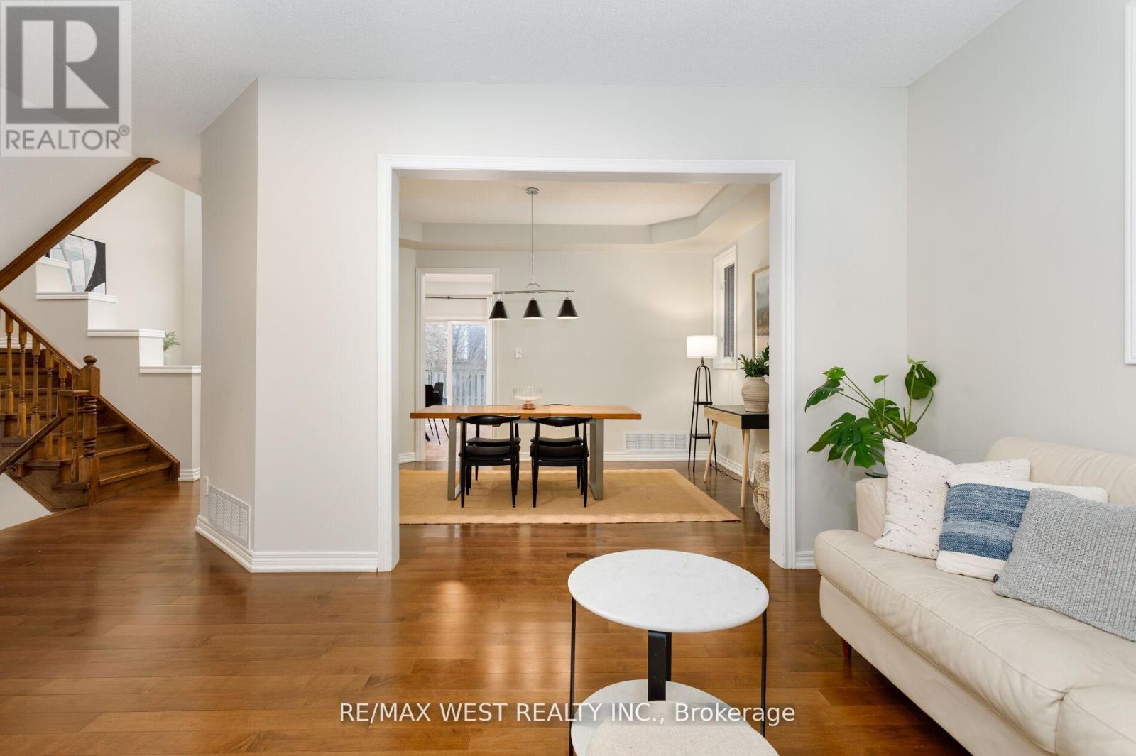 2240 Osprey Lane, Oakville, Ontario  L6M 3Z8 - Photo 8 - W12924176