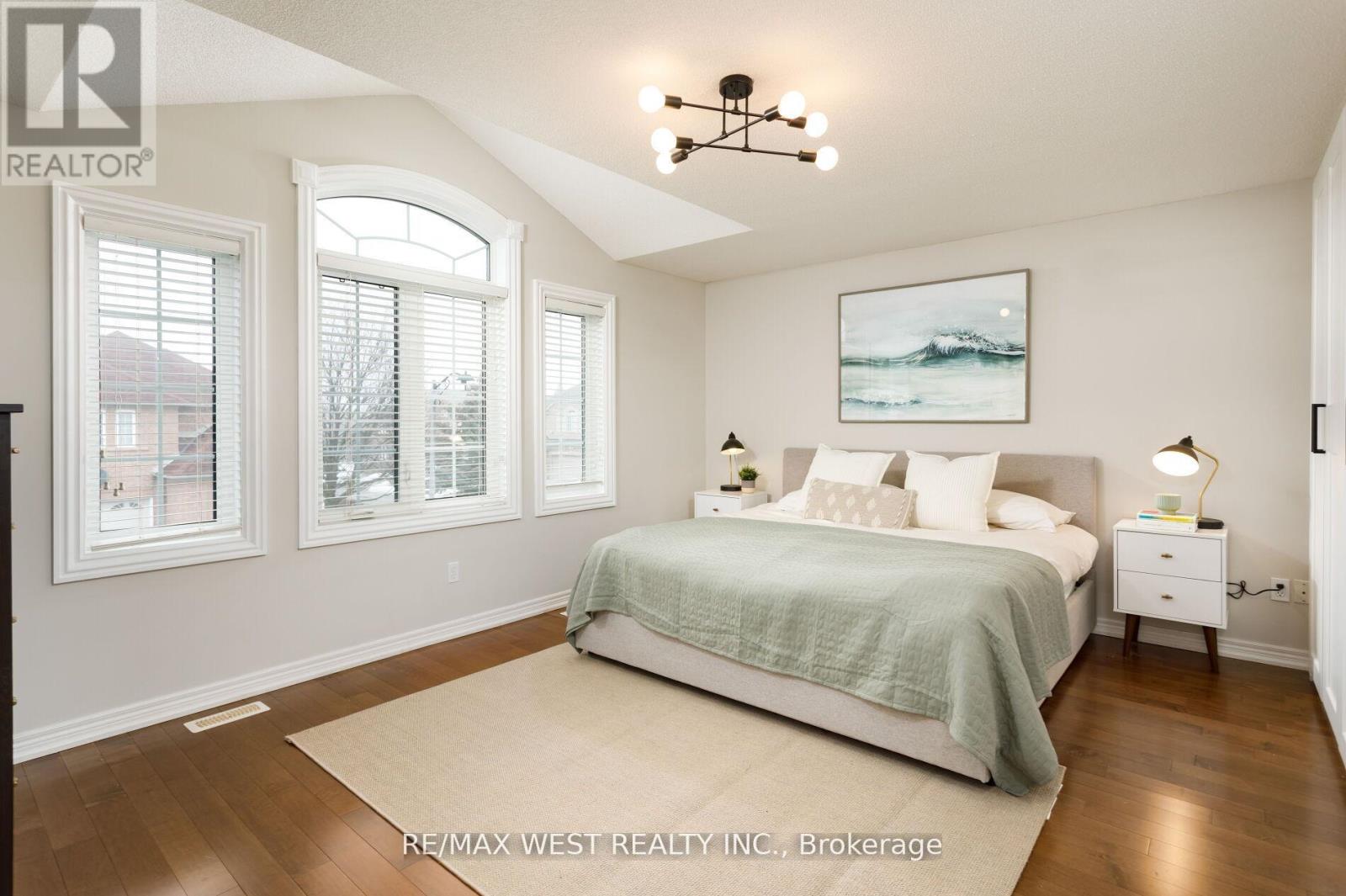 2240 Osprey Lane, Oakville, Ontario  L6M 3Z8 - Photo 34 - W12924176