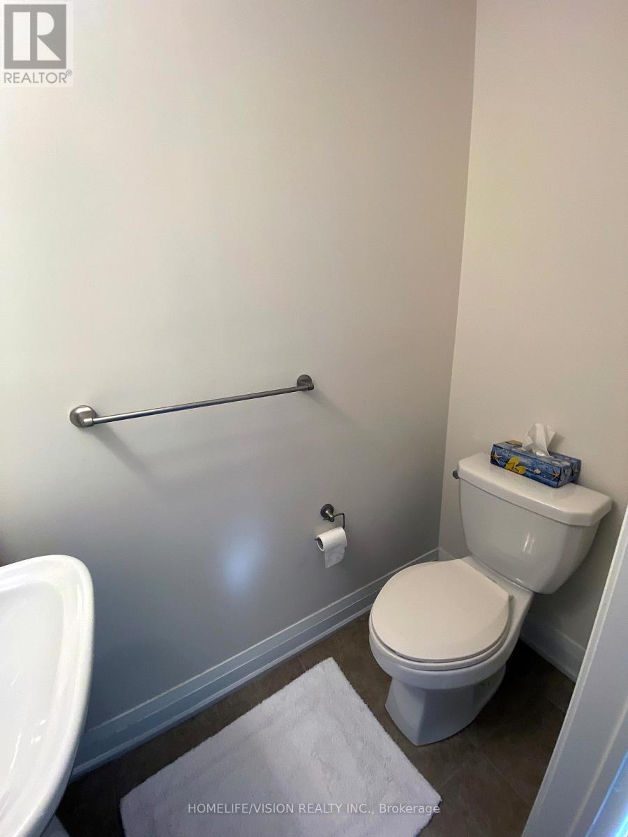 70 - 23 Eldora Avenue, Toronto, Ontario  M2M 0B5 - Photo 7 - C12973512