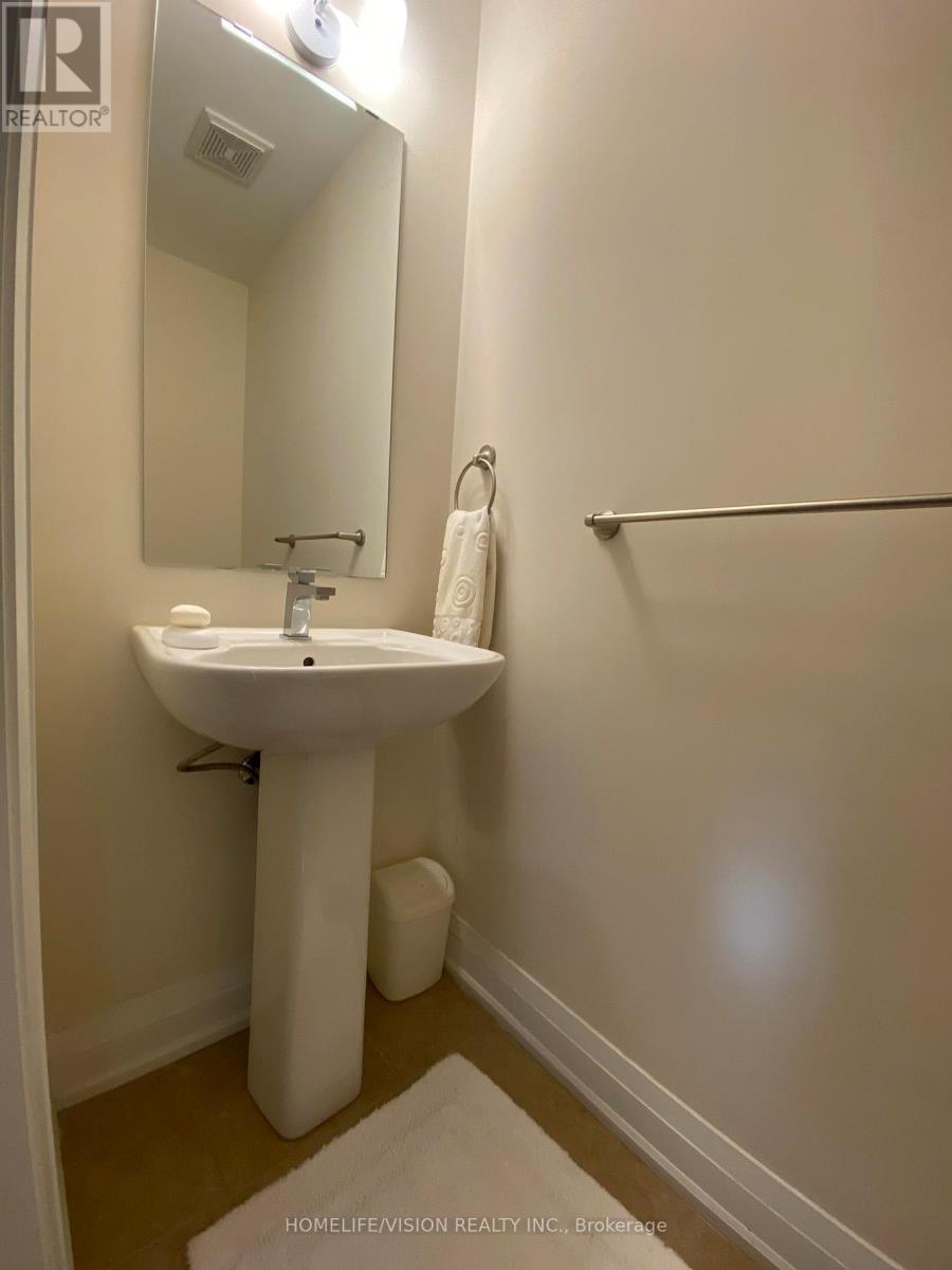 70 - 23 Eldora Avenue, Toronto, Ontario  M2M 0B5 - Photo 6 - C12973512