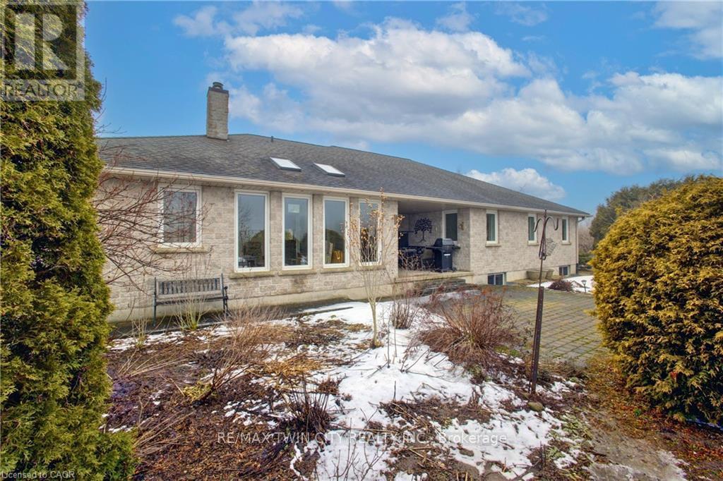 122287 Concession 8 Road, West Grey, Ontario  N0G 1C0 - Photo 47 - X12967480