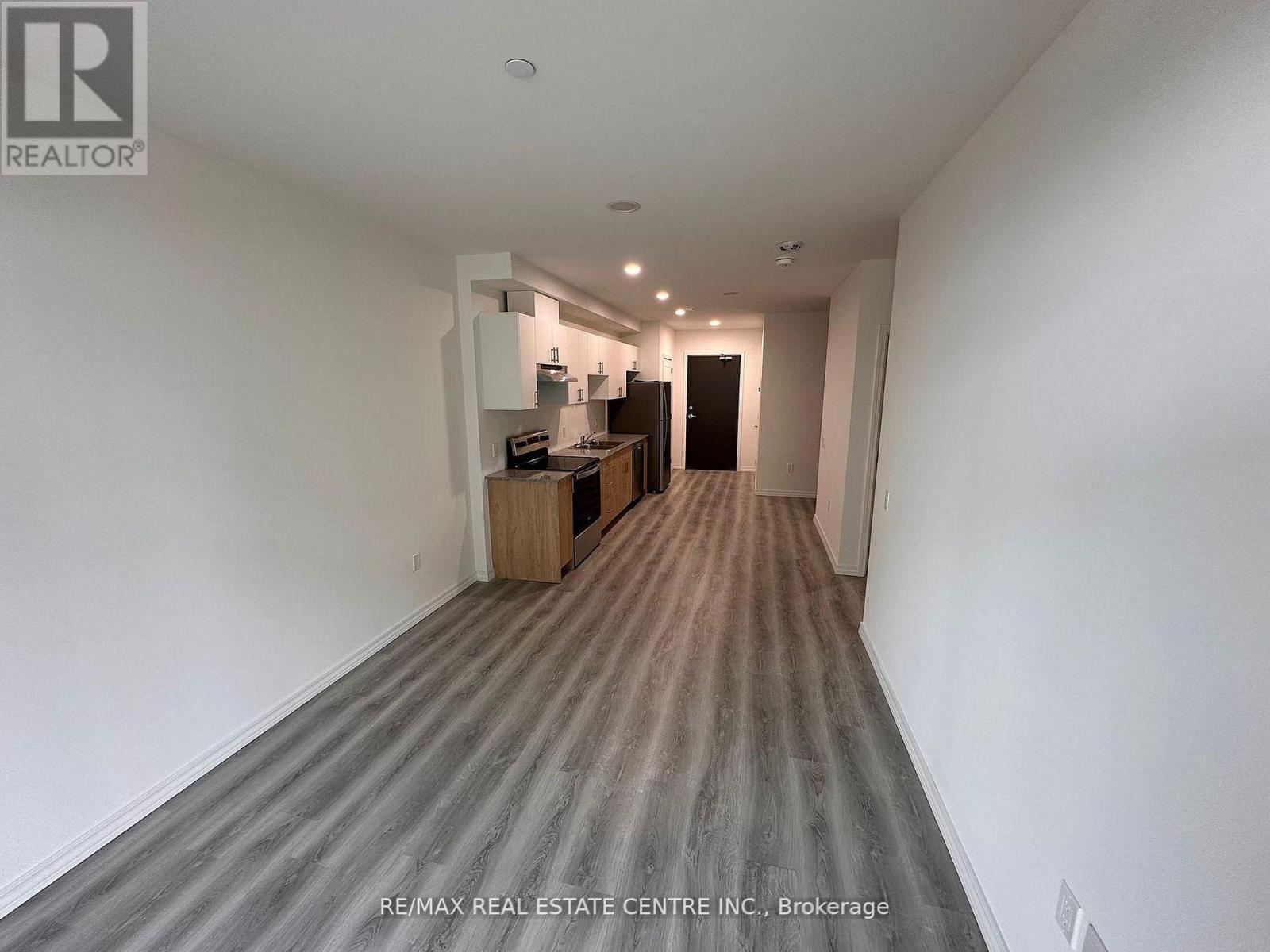 101 - 181 Elmira Road, Guelph, Ontario  N1K 1R2 - Photo 14 - X12875826