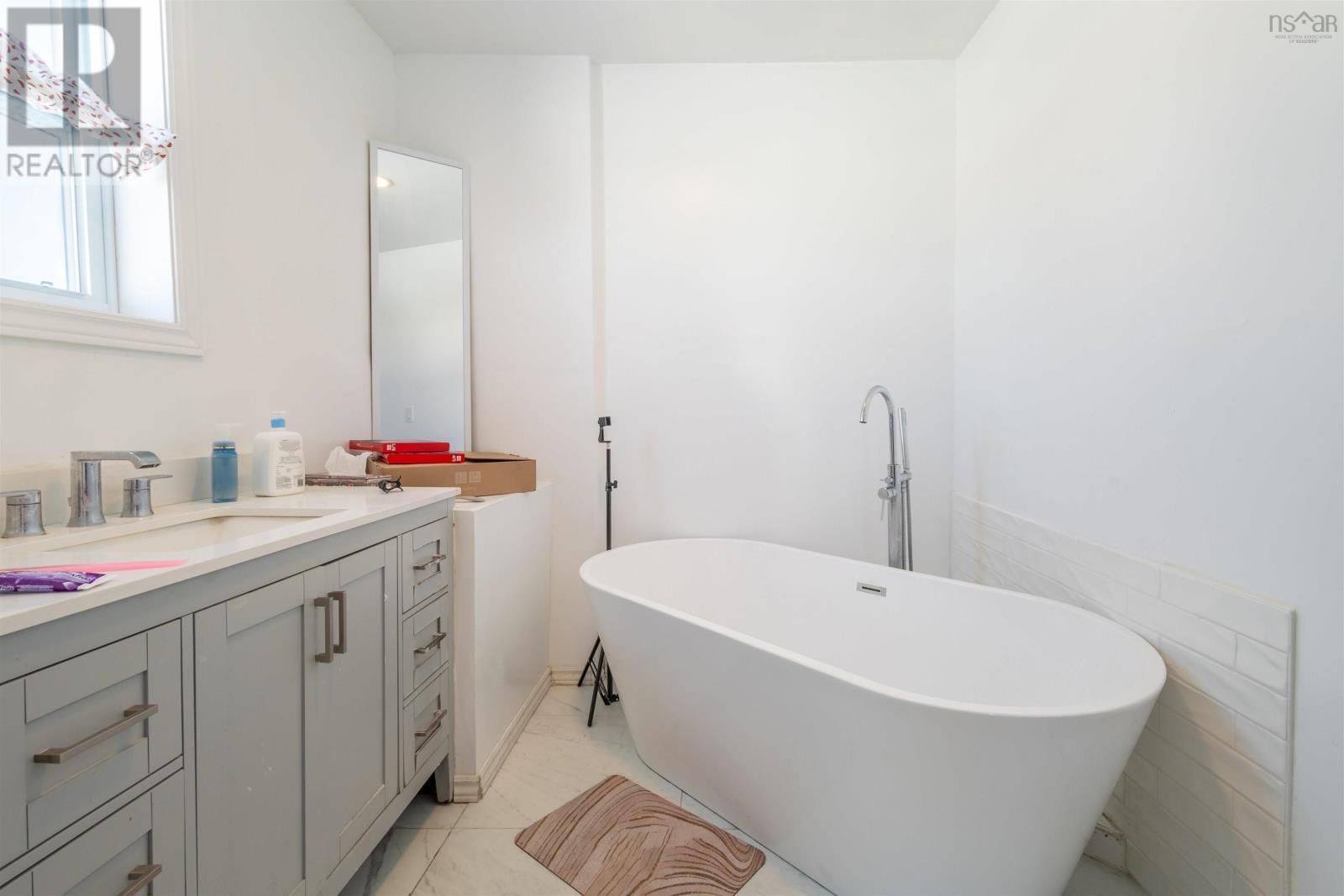 30 Guy Street, Glace Bay, Nova Scotia  B1A 3R1 - Photo 24 - 202606710