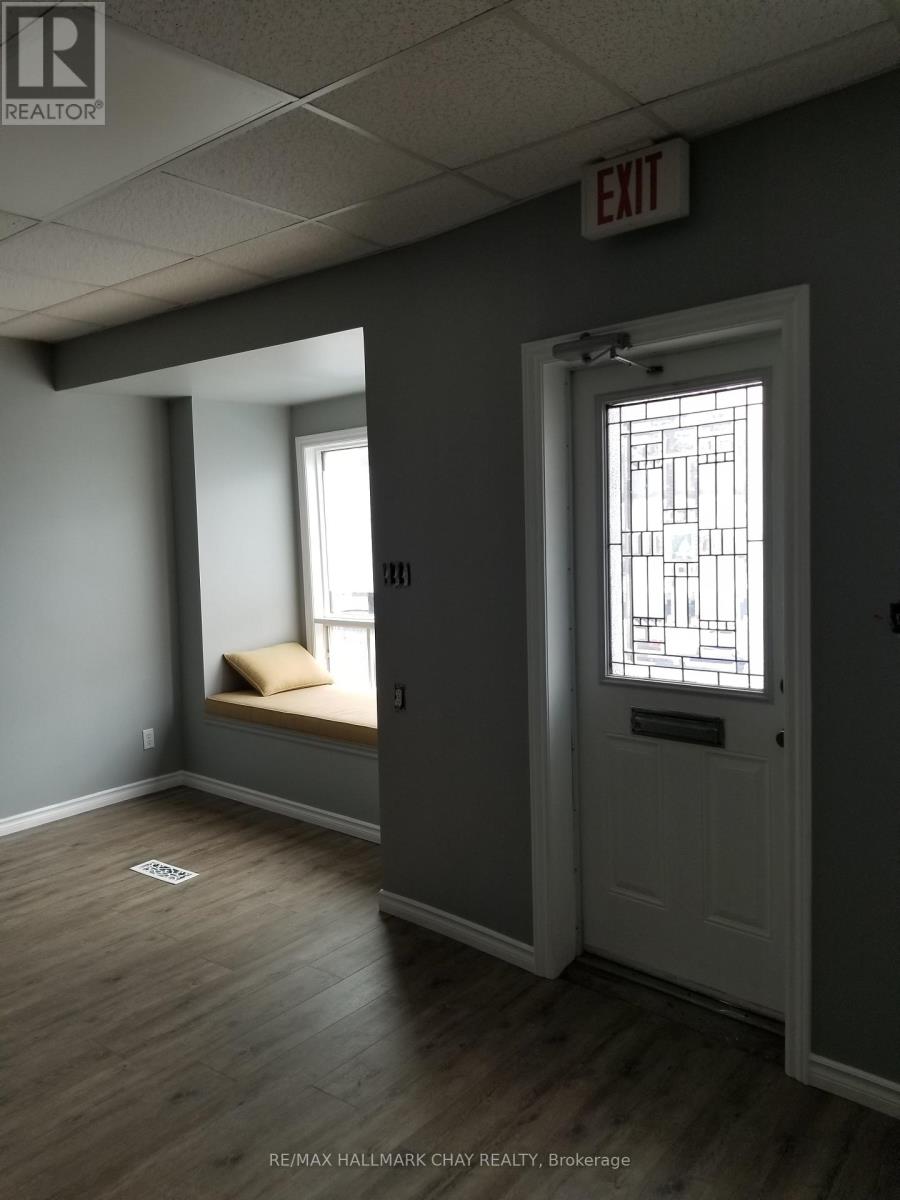 Ground Floor Front - 17 Queen Street S, New Tecumseth (Tottenham), Ontario  L0G 1W0 - Photo 4 - N12984518