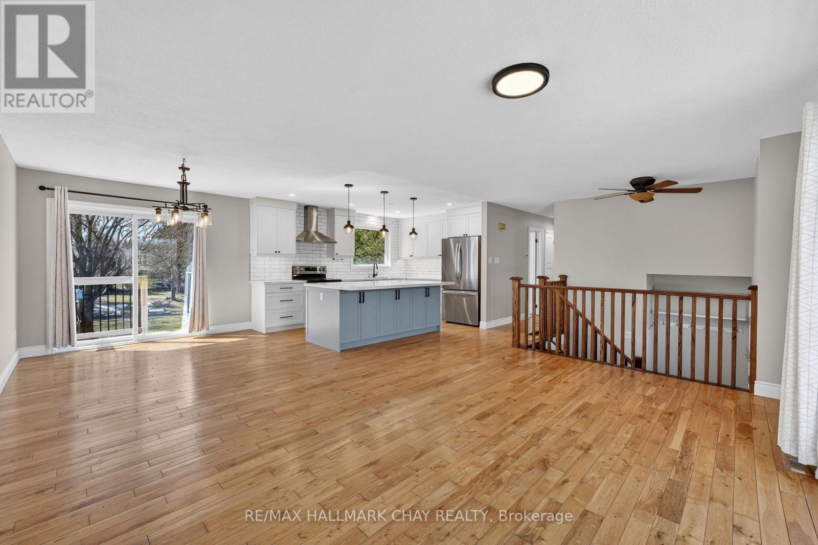 224 Thornton Avenue, Essa (Thornton), Ontario  L0L 2N0 - Photo 9 - N12984564