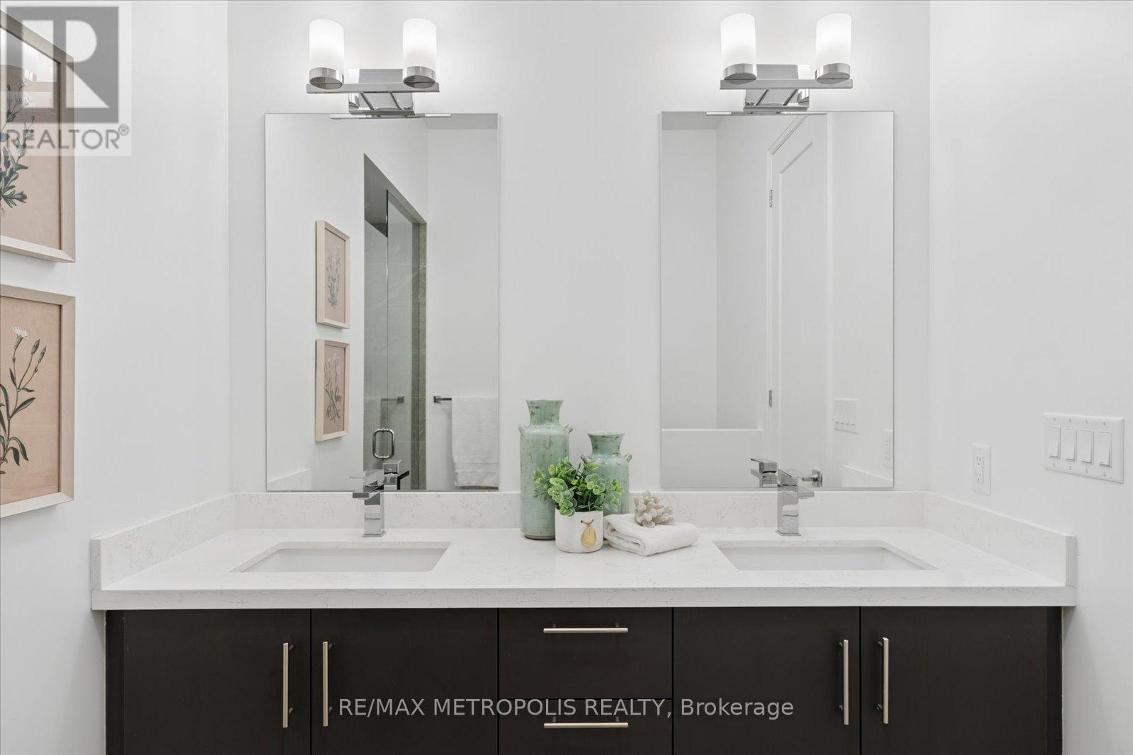 19 Vern Robertson Gate, Uxbridge, Ontario  L9P 0R9 - Photo 26 - N12984744