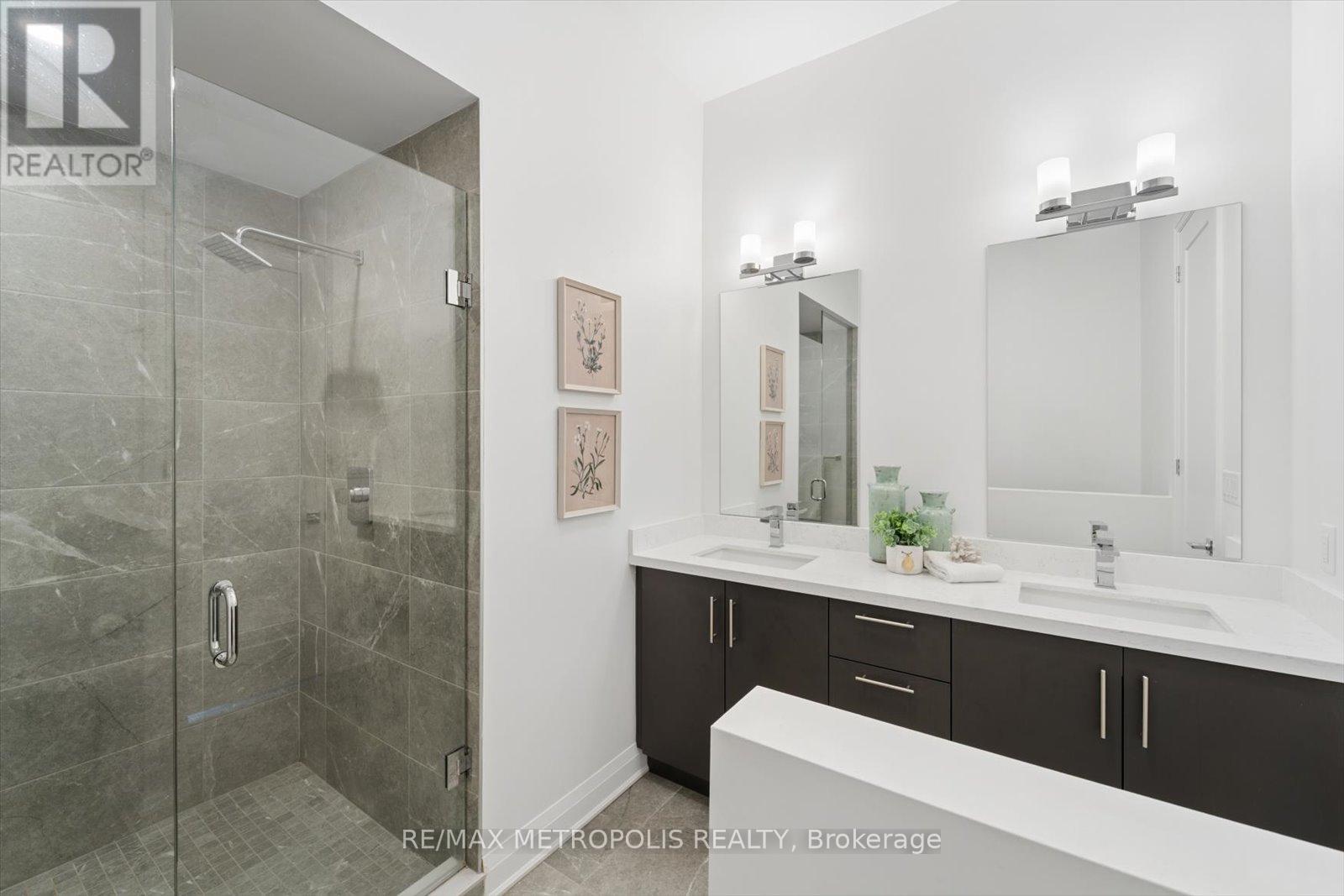 19 Vern Robertson Gate, Uxbridge, Ontario  L9P 0R9 - Photo 27 - N12984744