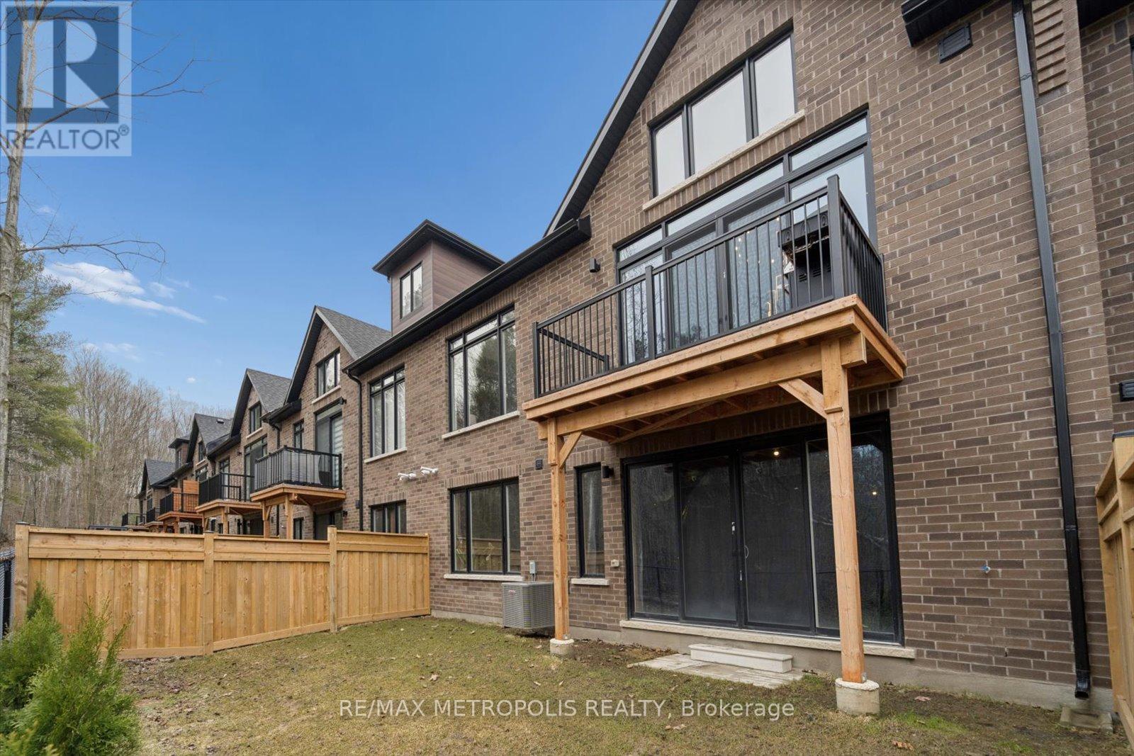 19 Vern Robertson Gate, Uxbridge, Ontario  L9P 0R9 - Photo 39 - N12984744