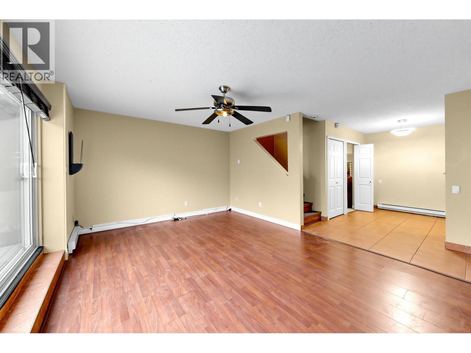 982 Howie Avenue, Coquitlam, British Columbia  V3J 1T3 - Photo 5 - R3107266