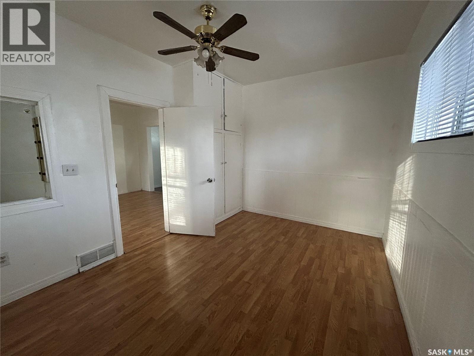 1042 Coteau Street W, Moose Jaw, Saskatchewan  S6H 5G4 - Photo 7 - SK032623